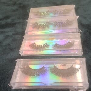 4 MINK Lashes Sealed In Package. 3 Different Styles